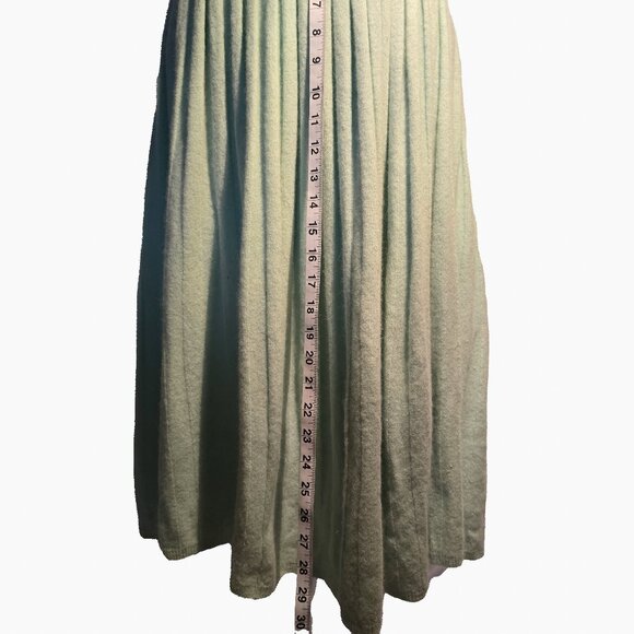 Gorgeous Mint Pleated Soft Kit Sweater Skirt Size M - Picture 3 of 3